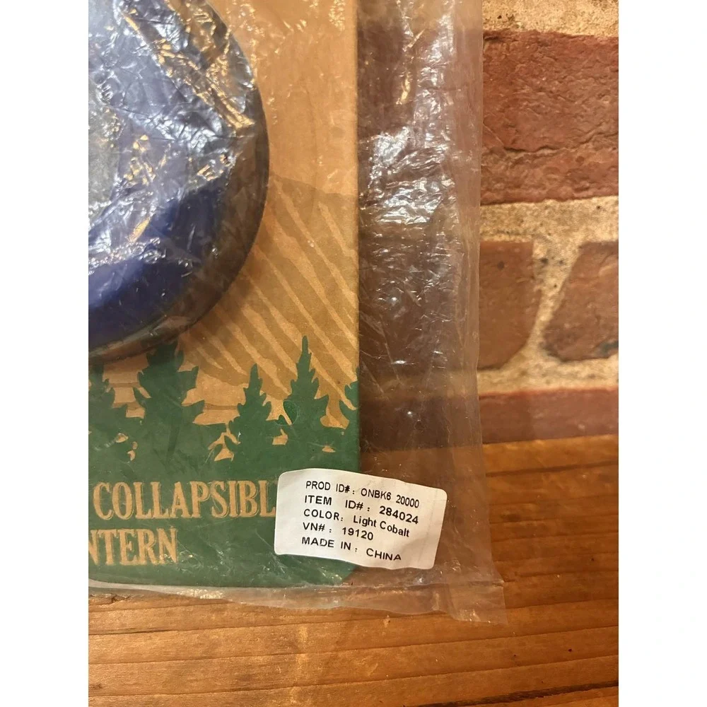 L.L.Bean‎ Stowaway Lantern Cobalt Blue Portable LED